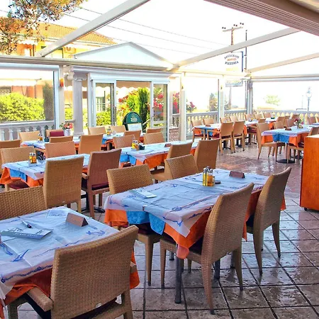 Dionysos Polichrono Hotel