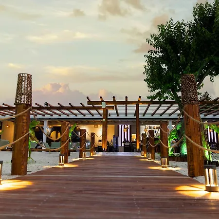 Dionysos Polichrono Otel 3*