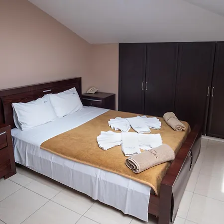 Dionysos Polichrono Полихроно