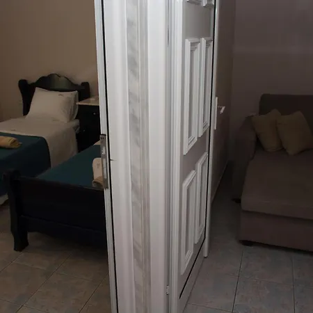 Hotel Dionysos Polichrono 3*