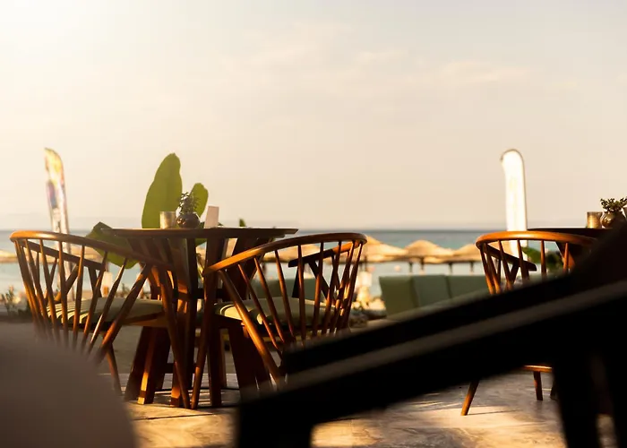 Dionysos Polichrono 3*