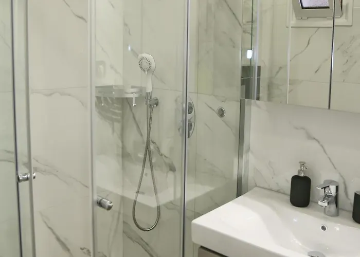 Dionysos Polichrono 3* Polychrono