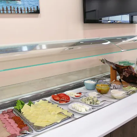 Ξενοδοχείο Dionysos Polichrono 3*