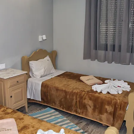 Ξενοδοχείο Dionysos Polichrono 3*